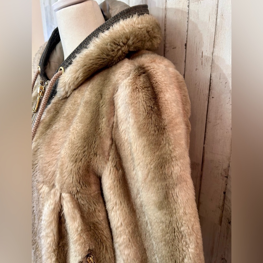 Juicy Couture Faux Fur Pleated Swing Jacket Y2K Brown Gold J Zip Size S - Picture 5 of 11